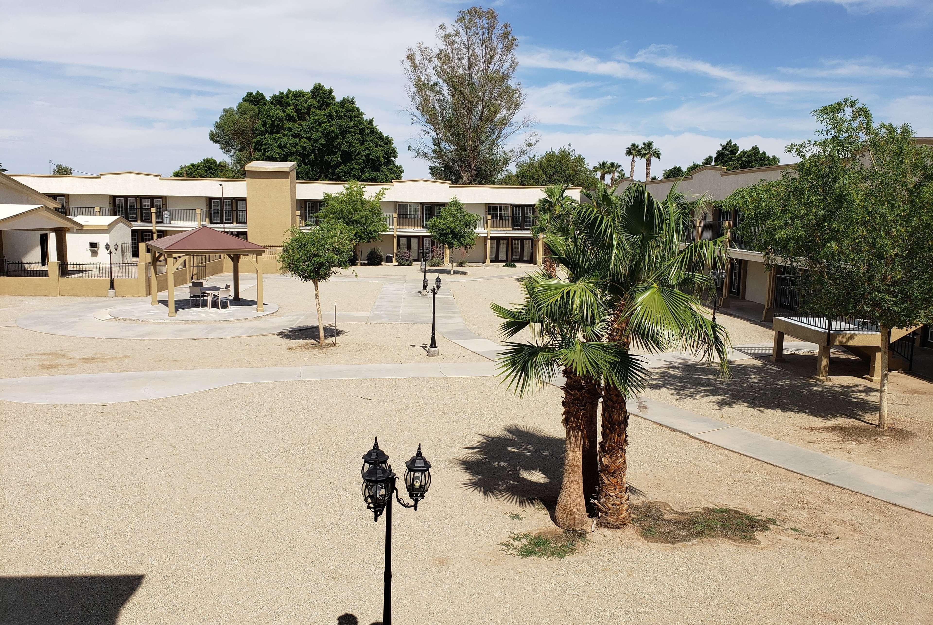 Days Inn By Wyndham Brawley Luaran gambar