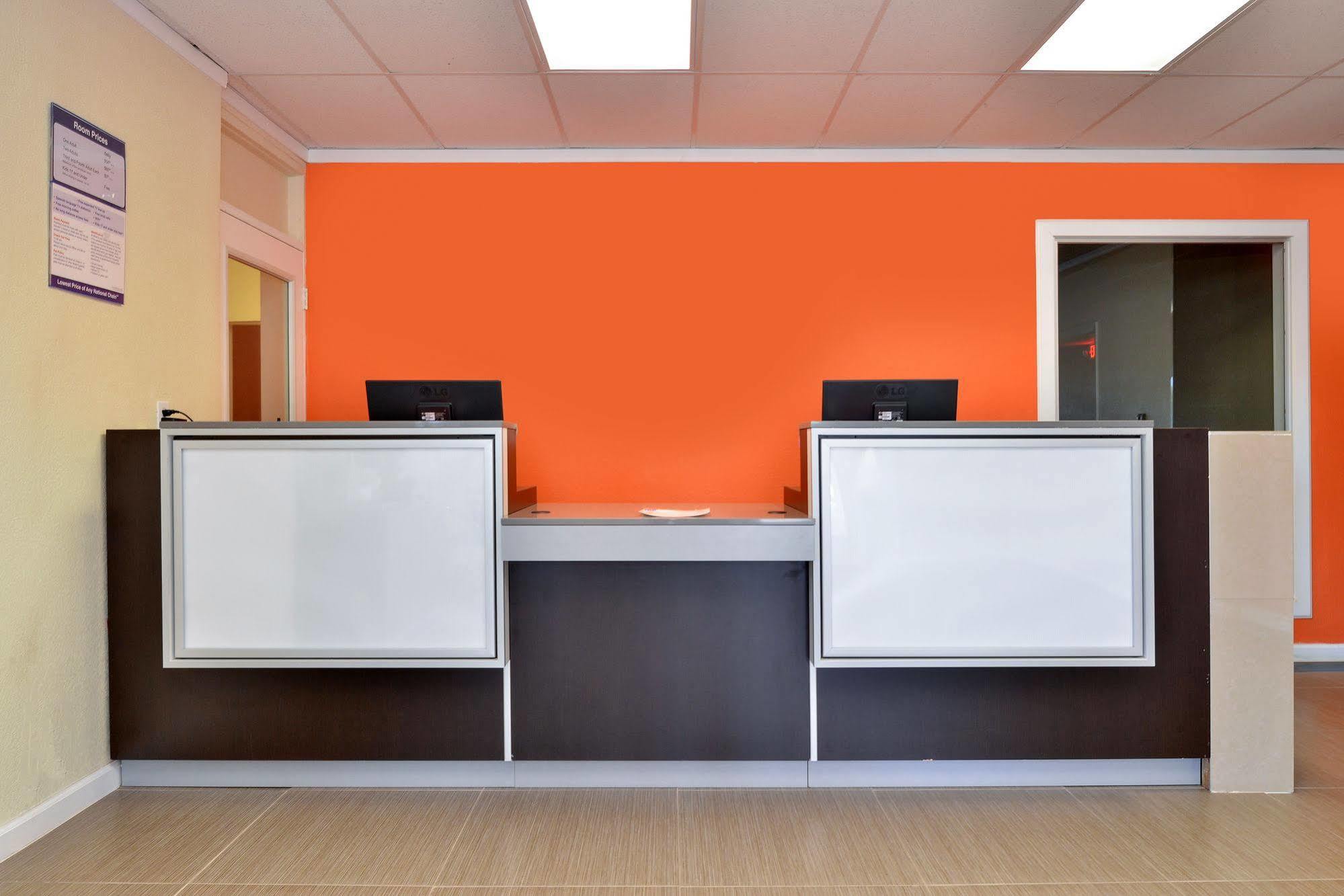 Days Inn By Wyndham Brawley Luaran gambar